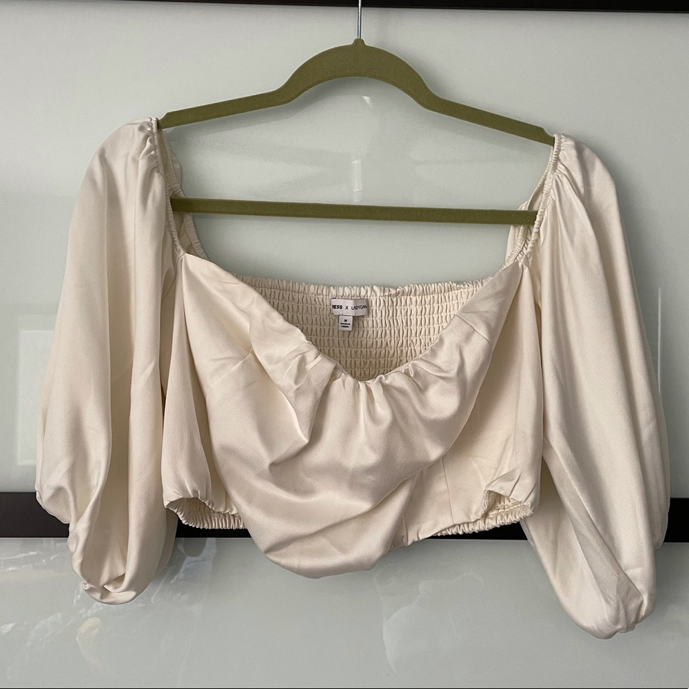 Express Cream Satin Puff-Sleeve Cropped Blouse size Medium